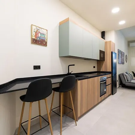 Apartment Charming La Trinidad - 1bdr 1bath *